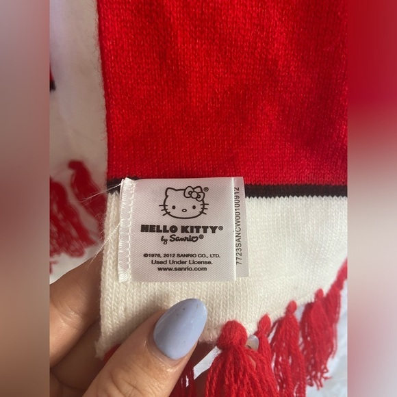 Loungefly Hello Kitty Sanrio red & white scarf - Picture 7 of 11